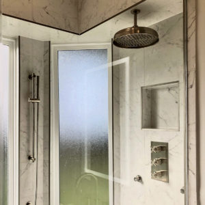 Showerhead and fixtures